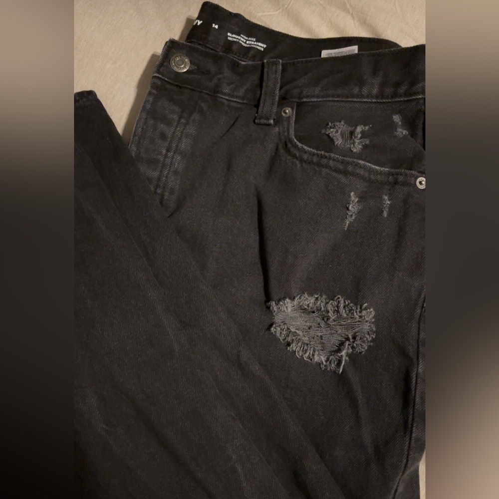 Old Navy Black Cropped Jeans